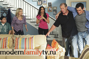  03  - Come Fly with Me (  ) Modern family